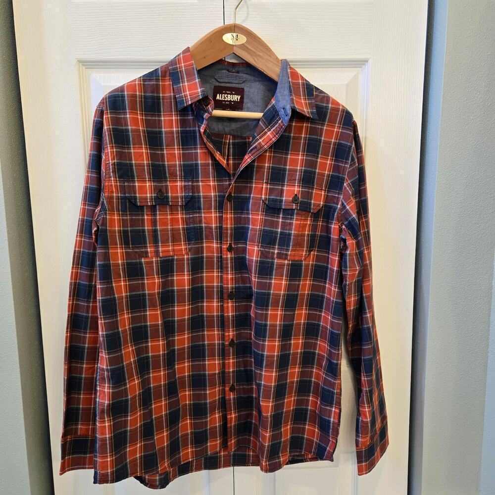 Alesbury plaid button up shirt. Stitch fix men's SZ Med Lumberjack